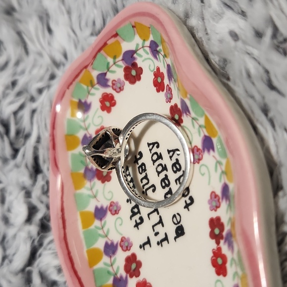 Pandora ring size 6 - Picture 2 of 3